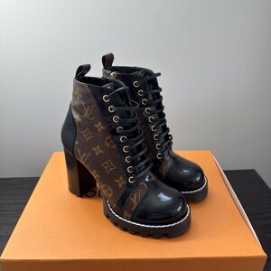 Authentic Louis Vuitton Star Trail Monogram Combat Boots Size EU 38